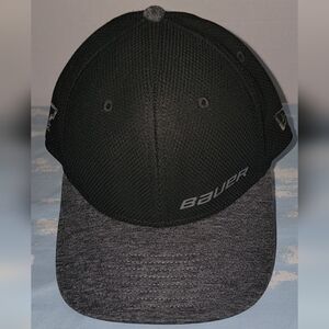 Bauer Black and Gray Mesh Cap